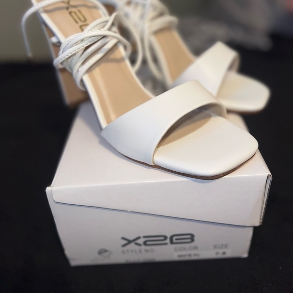 White Heels - Picture 4 of 4